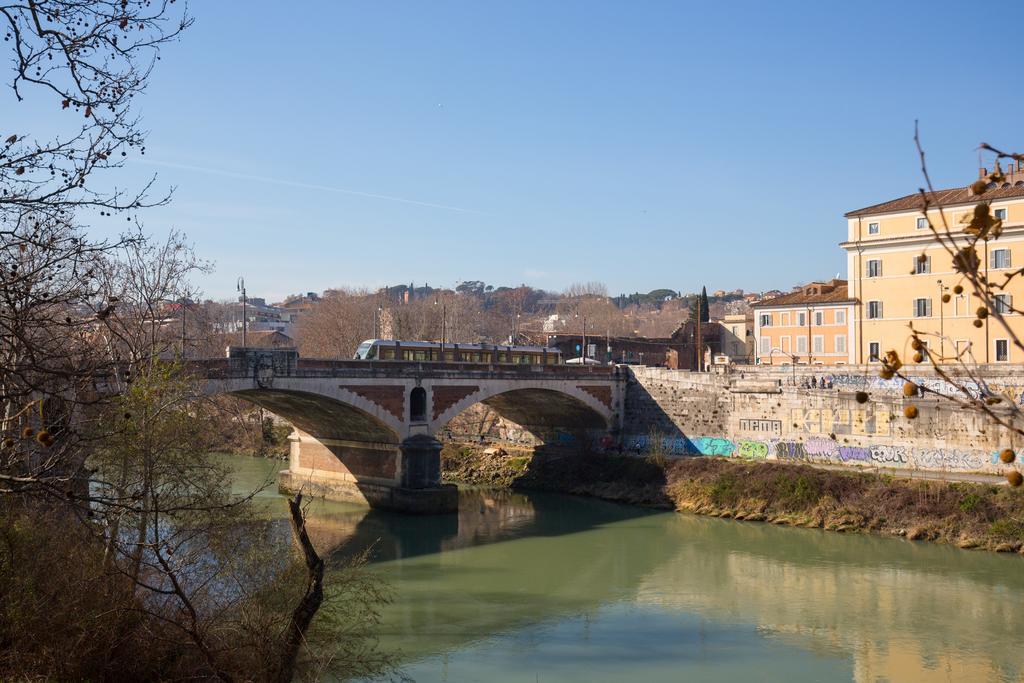 Апартаменты Malkavacanze Testaccio Рим Экстерьер фото